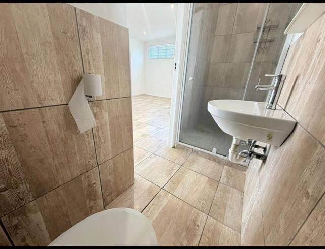 1 BEDROOM PROPERTY TO RENT IN BLOEMHOF